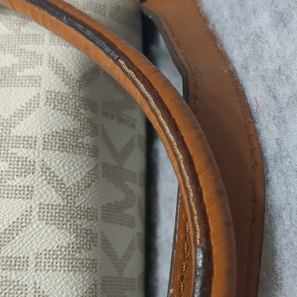 Michael Kors Hamilton Satchel in Vanilla Shoulder Bag - Picture 6 of 13
